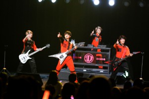 news-1504142000-c012