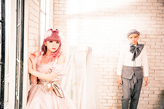 news-1507171200-c002