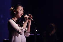 ELISA、東阪でのソロライブで「もののけ姫」カヴァーなど圧巻のステージを披露！