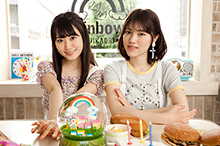 ゆいかおり8月5日発売のニューシングル「Ring Ring Rainbow!!」のジャケット写真公開！！