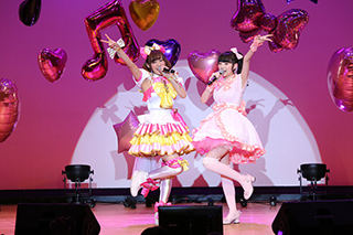 姉妹揃っての初ステージは やっぱり 神イベント プリパラ 真中らぁら のん出演 公式親衛隊限定イベントレポート リスアニ Web アニメ アニメ音楽のポータルサイト