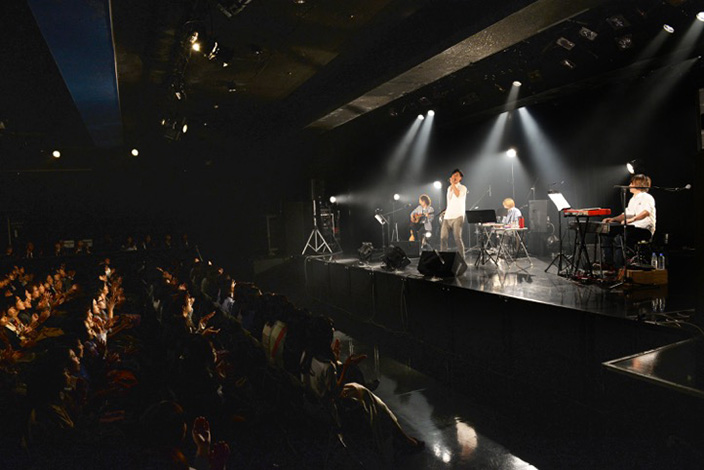 加藤和樹、全国7公演コンサートツアー「KAZUKI KATO 10Th Anniversary Special Live“KK-STATION” Tour 2016 ～That day～」スタート！ - 画像一覧（4/8）