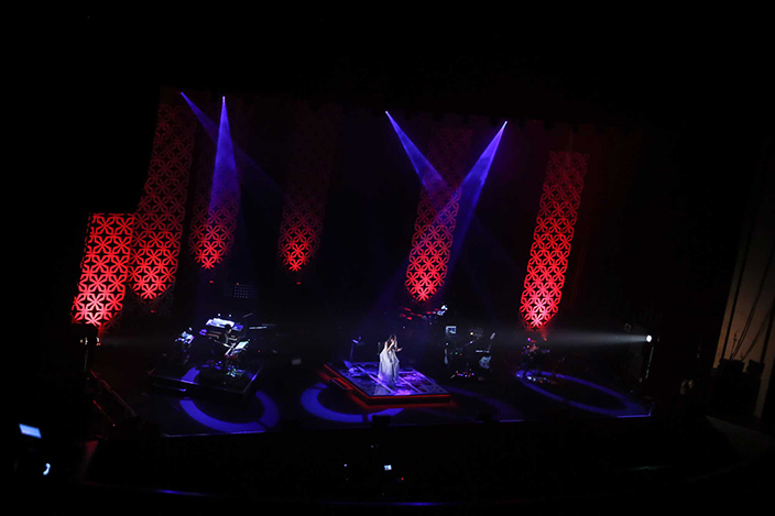 Aimer、全国ツアー最終公演を東京国際フォーラムホールAにて開催！新曲「everlasting snow」も初パフォーマンス！ Acoustic Live Tour 2017の開催も発表！ - 画像一覧（5/6）