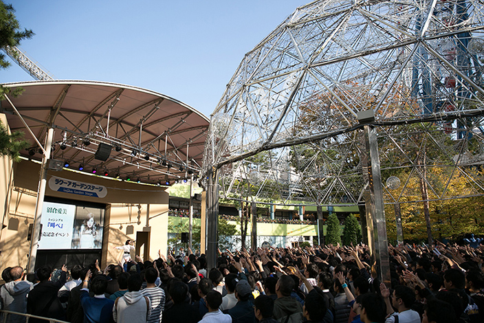 沼倉愛美デビューシングル発売記念フリーイベントで2000人が「叫べ！」