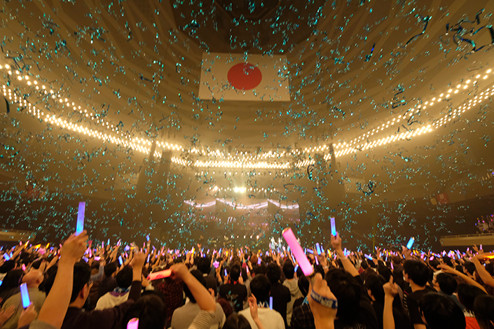 ここでしか見れないコラボステージに日本武道館が沸いた！初の3日間開催となる“リスアニ！LIVE 2017”。初の試みとなる初日の“CROSS STAGE”が大盛況のなか終演！ - 画像一覧（1/9）