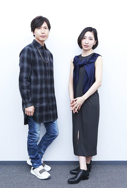 傷物語 サイン入り ポスター 坂本真綾 神谷浩史 直筆サイン入り 170211-038-426x630.jpg