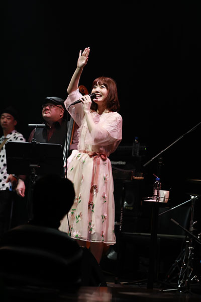 “isai Beat presents 花澤香菜 スペシャルライヴ@billboard Live TOKYO”オフィシャルライヴレポートが到着！ - 画像一覧（4/11）