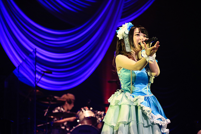 Ray 5年間の音楽活動の軌跡を振り返った圧巻のライブ　“RAYVE2017 ～5th Anniversary～”レポート - 画像一覧（1/5）