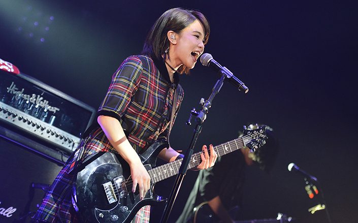 新人離れしたレベルのステージングに全国ツアーの期待も高まる！西沢幸奏 1stワンマンライブ“SHIENA NISHIZAWA LIVE “Break Your Fate”　at AKASAKA BLITZ“レポート　