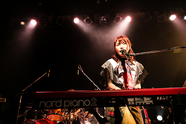 ここから旅立つすべての者に、幸多かれ！ “みみめめMIMI FINAL LIVE 2017 ～Bon! Voyage!～”レポート - 画像一覧（9/18）