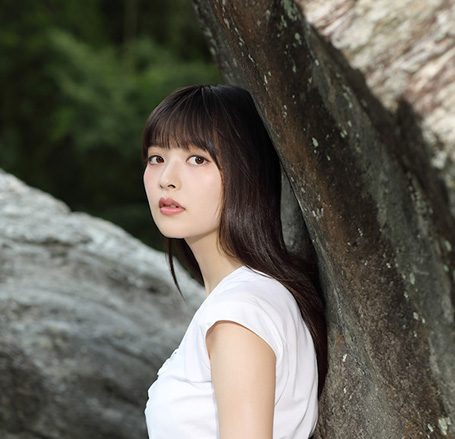 上坂すみれ、10月18日発売の1st EP「彼女の幻想」試聴動画を公開！