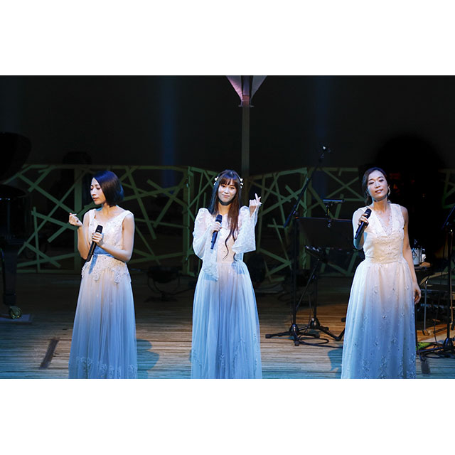 「Kalafina Acoustic Tour 2017 〜“＋ONE” with Strings〜」＆「“Kalafina with Strings” Christmas Premium LIVE 2017」がスタート！ - 画像一覧（1/3）