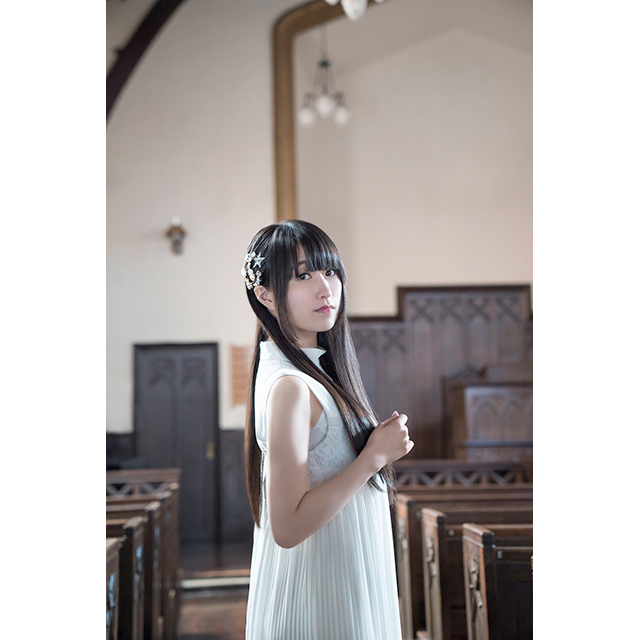 声優・村川梨衣、2月28日発売の2ndアルバム『RiESiNFONiA』ジャケット画像＆収録曲「Re:Emotion」の試聴音源が解禁！ - 画像一覧（5/5）