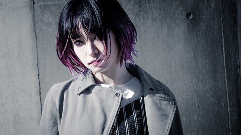 LiSA初のベスト盤、2タイトル同時リリース決定!!デビューから7年、全シングルとアルバムからセレクトされた14曲入り×2作品！2010年代のアニソン界に歴史を残すマスターピース！