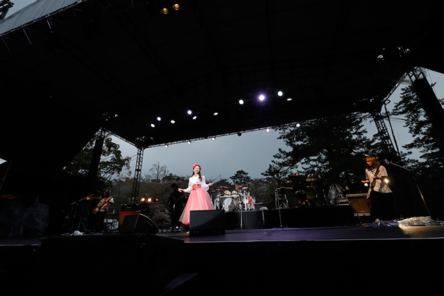 茅原実里が“出雲大社御奉納公演 ～一期一会～”を開催！今年の夏には10年目の河口湖ライブを発表！！ - 画像一覧（7/7）