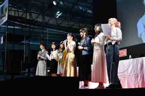 大関英里、近藤唯の師弟対決はスーパープレイの連続！　「アイドルマスター ミリオンライブ！ シアターデイズ」ニコニコ超会議出張版ステージレポート - 画像一覧（9/9）