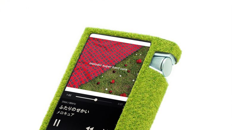 「メロキュア」コラボモデルとなる、Astell&Kern AK70専用芝ケースが発売決定！