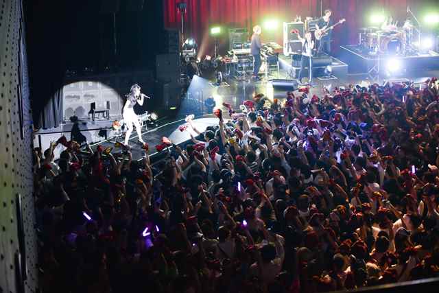 1stツアーからの成長を、あらゆる面から感じた一夜！“JUNNA  ROCK  YOU  TOUR  2018 ～I’m Here～”東京公演レポート - 画像一覧（3/7）