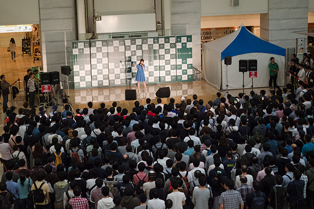 鈴木みのり セカンド・シングル「Crosswalk／リワインド」リリース記念イベント@ゲートシティ大崎B1アトリウム 公式レポート到着！ - 画像一覧（10/14）