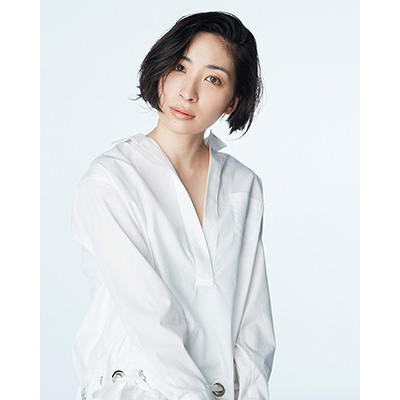 坂本真綾、「Fate/Grand Order」関連の楽曲を一枚にまとめた29thシングル「逆光」ジャケット公開！FGO盤は武内崇描き下ろし！ - 画像一覧（4/4）