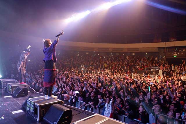 FLOW 3年ぶりの中南米ツアー大盛況！！ニュー・シングル「音色/Break it down」JK写、MVも公開！ - 画像一覧（3/13）