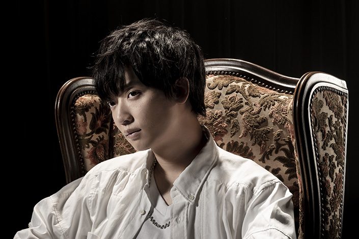 佐香智久 Tvアニメ 抱かれたい男１位に脅されています Opテーマ 不完全モノクローグ の全貌明らかに カップリング曲は 天月 あまつき とのツインボーカル リスアニ Web アニメ アニメ音楽のポータルサイト