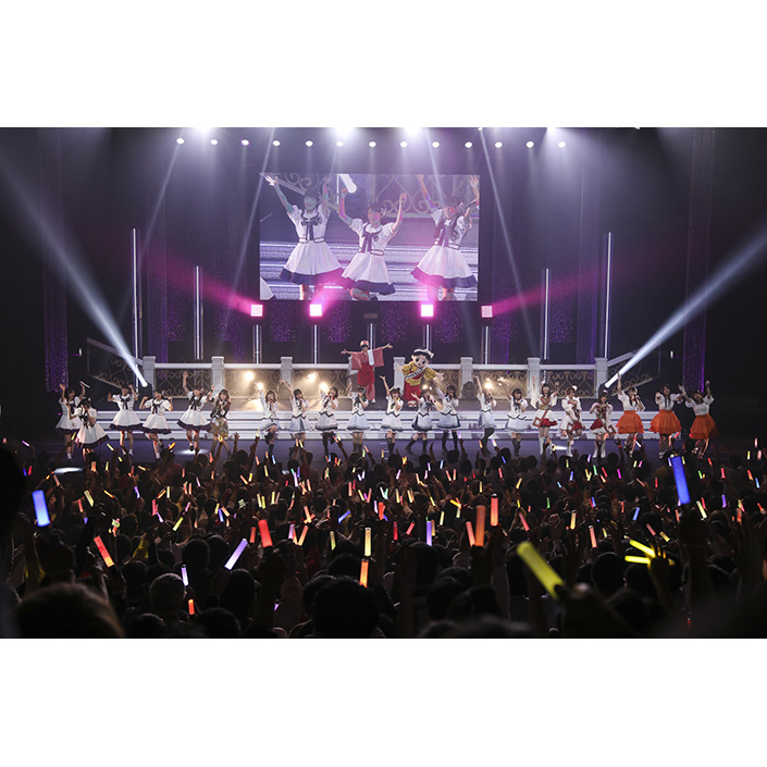 “温泉むすめ 4th LIVE“ NOW ON☆SENSATION!! ”～聖夜にワッチョイナ Vol.2～”ライブレポート - 画像一覧（1/10）