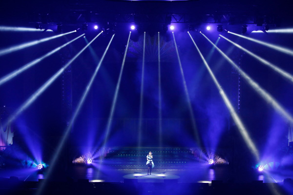 背筋伸ばして3年ぶりのランウェイ。「THE IDOLM@STER MILLION LIVE! 6thLIVE TOUR UNI-ON@IR!!!!」仙台公演「Angel STATION」レポート - 画像一覧（8/30）