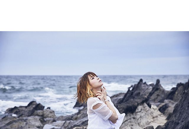 May’n 7月31日発売ニューシングル「牙と翼」ミュージックビデオ解禁！