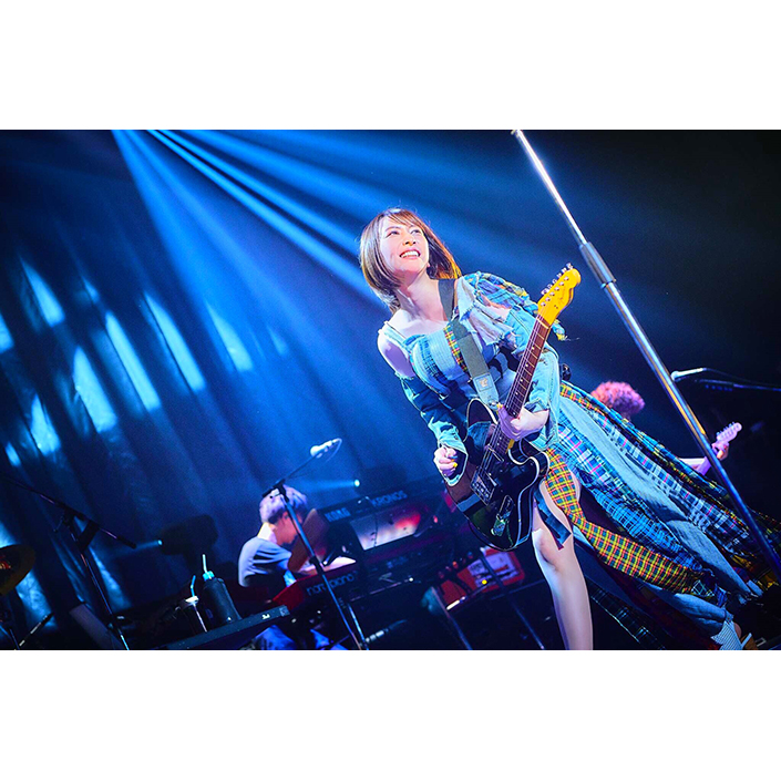 藍井エイル 1万人が熱狂した全国ツアー完結！新曲「月を追う真夜中」MV解禁！ - 画像一覧（2/2）