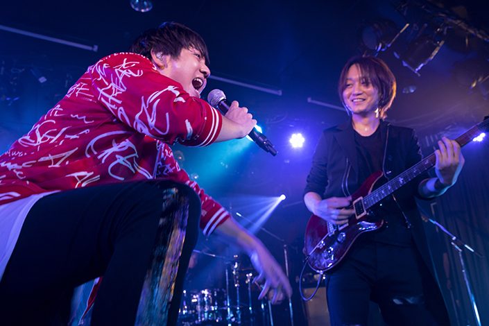 豊永利行とのコラボも Screen Mode Summer Live 19 Laughing Stars ライブレポート リスアニ Web アニメ アニメ音楽のポータルサイト