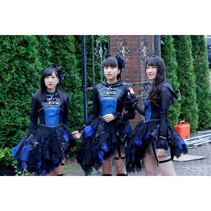 声優ユニットRun Girls, Run！のニューシングル TVアニメ『アサシンズプライド』OP主題歌「Share the light」のミュージックビデオが解禁！ - 画像一覧（1/3）