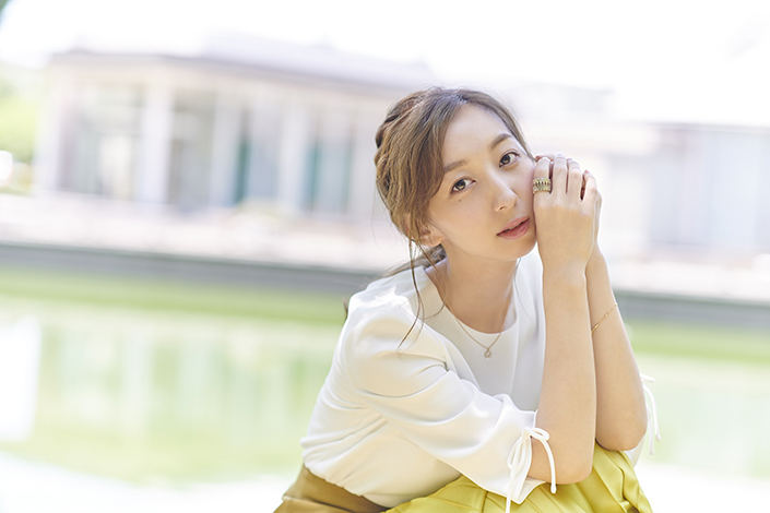 飯田里穂　20th Project 第3弾『20th Anniversary Album -rippihylosophy(りぴろそふぃー)-』発売決定！ - 画像一覧（1/2）