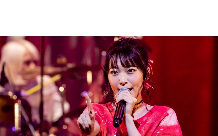 斉藤朱夏、ファンとの絆を強く結んだ初ワンマンライブ「くつひもの結び方」にて、次は未来の約束を結ぶ東名阪Zeppツアーを発表！最新シングルの全曲視聴ティザーも公開！