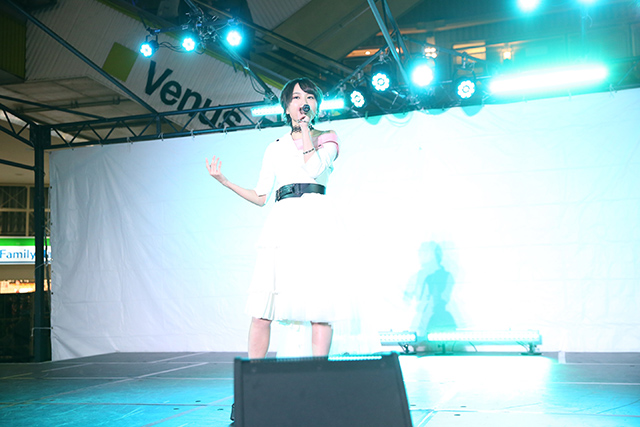 声優・富田美憂、20歳の誕生日&アーティストデビューシングルのリリースを記念したイベントを開催！ - 画像一覧（3/3）