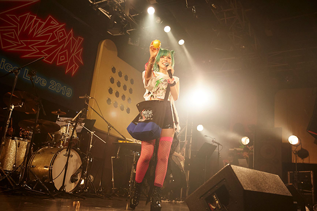 楽しく、かわいく、かっこよく！Machico初の生バンドライブじゃけぇ！“Machico Live 2019「Symphonic Session」”レポート！ - 画像一覧（4/4）