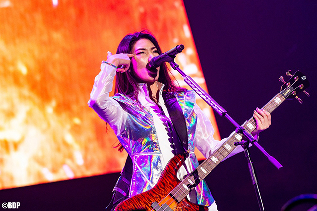 「バンドリ！」の2大実力派バンドが幕張で火花を散らす！Roselia×RAISE A SUILEN合同ライブ「Rausch und/and Craziness」レポート - 画像一覧（4/14）