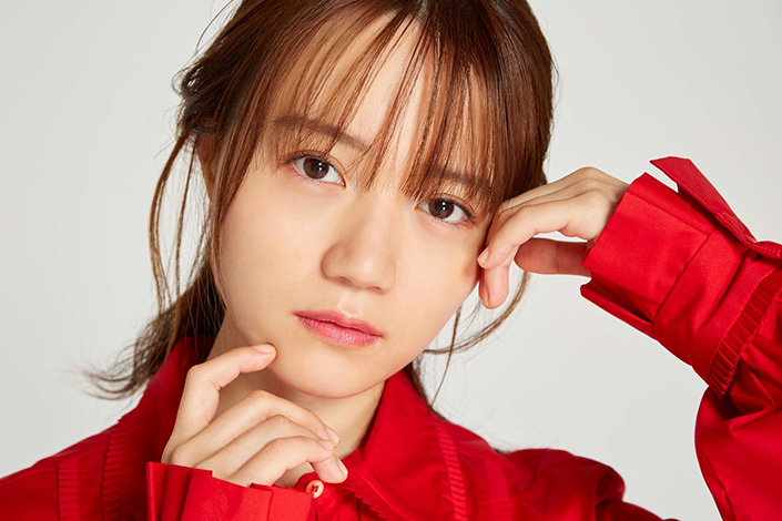 尾崎由香、New Mini Album『NiNa』のジャケット写真、新アーティスト写真を公開！シンガーソングライター「坂口有望」などの楽曲提供も決定！ - 画像一覧（4/5）