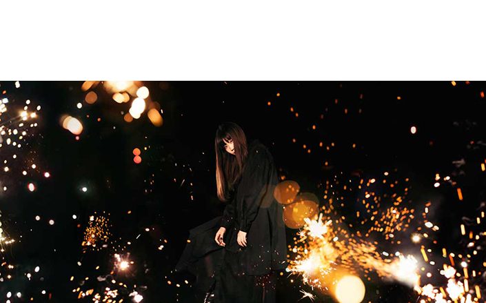 Aimer、メジャーデビュー9周年を記念したニューシングルの全貌を発表！『炎炎ノ消防隊』原作・大久保篤による描きおろしイラストCDジャケットも公開！