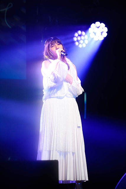 中島 愛 CDデビュー曲「星間飛行」発売日に開催した初のオンラインライブ レポート新着!! - 画像一覧（1/4）