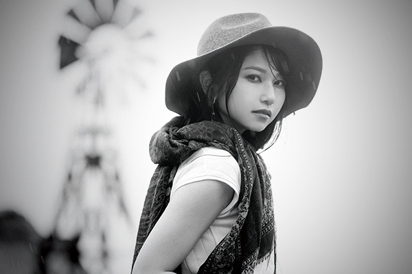 雨宮 天 9月2日発売ニューアルバム『Paint it, BLUE』リード曲MVを解禁！ - 画像一覧（2/2）