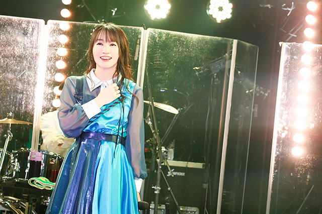 初のオンラインライブで届けたファンへの感謝と愛――水樹奈々、愛に包まれた“NANA ACOUSTIC ONLINE”レポート！ - 画像一覧（1/11）