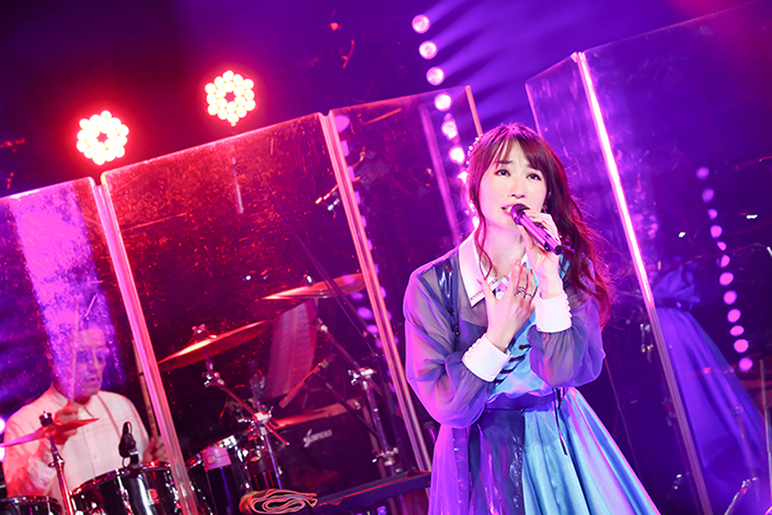 水樹奈々、初のオンラインライブ「NANA ACOUSTIC ONLINE」ライブ音源をハイレゾ含むダウンロード販売開始！