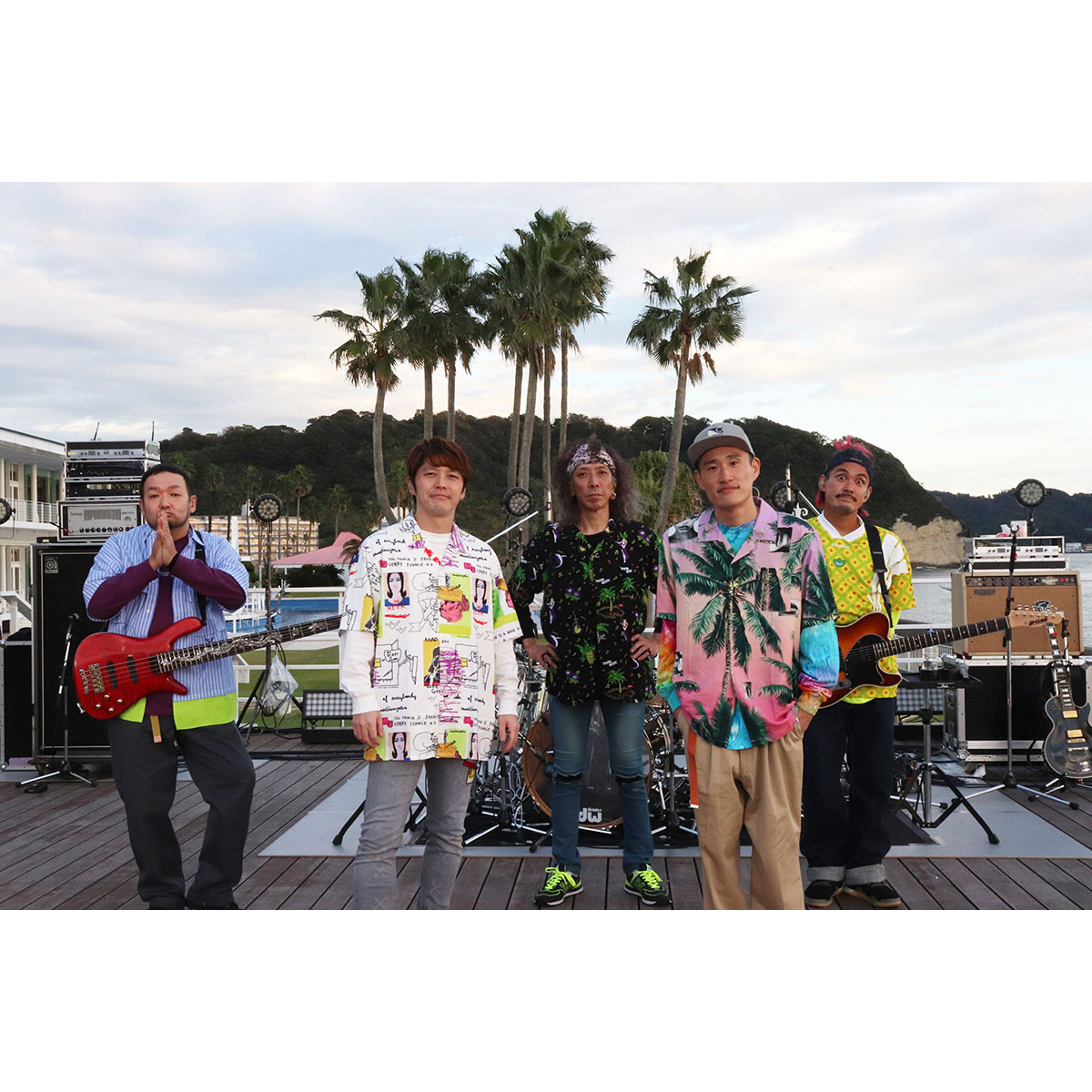 【ライブレポ連載】FLOW SPECIAL ONLINE LIVE 全アルバム網羅 炎の12ヶ月：Vol.3『Golden Coast』 - 画像一覧（4/12）