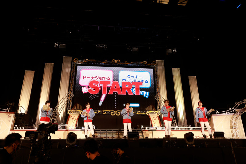 劇中劇の世界を朗読とライブで表現するチャレンジも！ “THE IDOLM@STER SideM PRODUCER MEETING WELCOME TO PLEASURE 315 G＠RDEN!!!”  DAY１ レポート - 画像一覧（9/11）