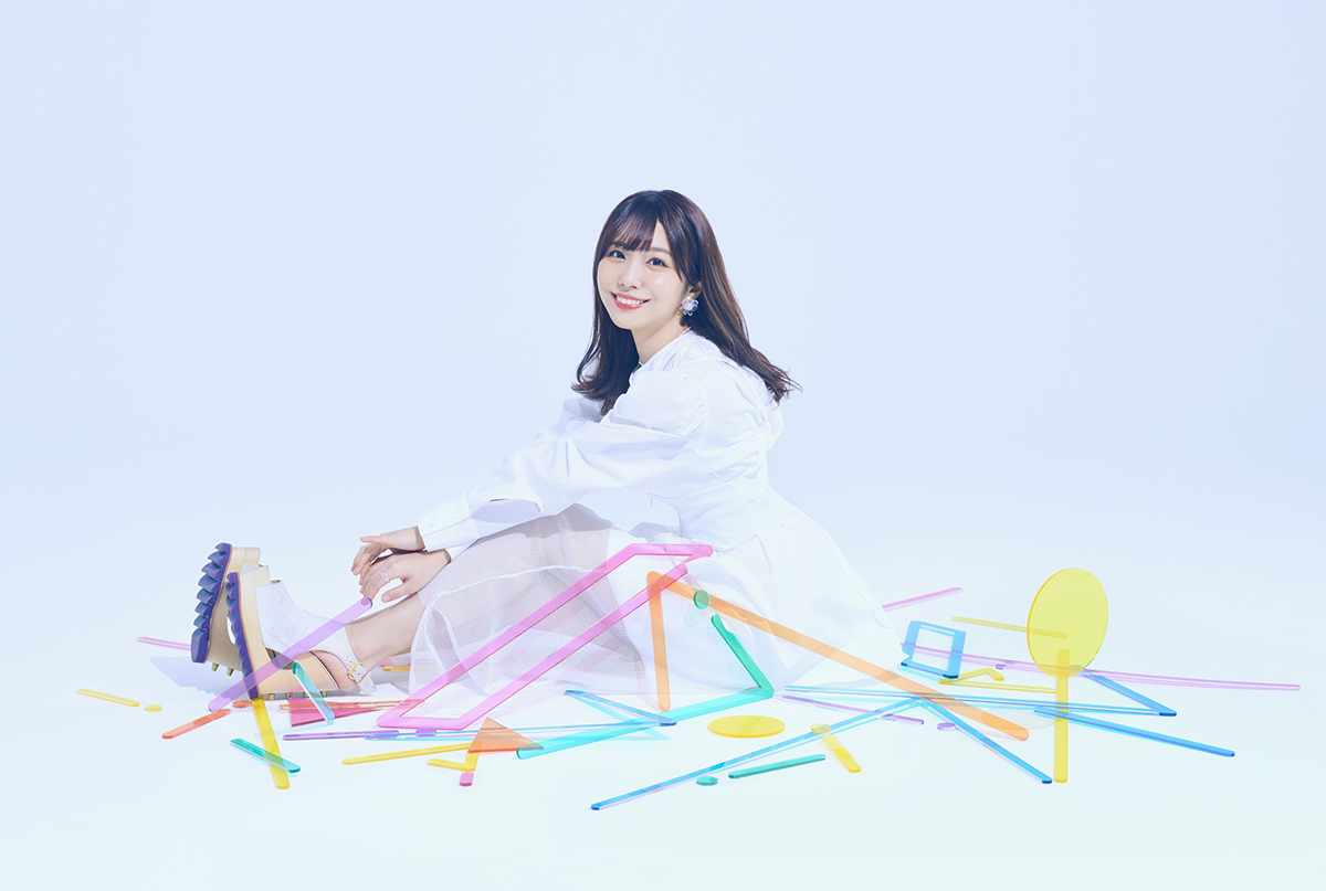 愛美 4月7日発売シングル収録「MAYDAY」全編アニメーションのミュージックビデオ公開！
