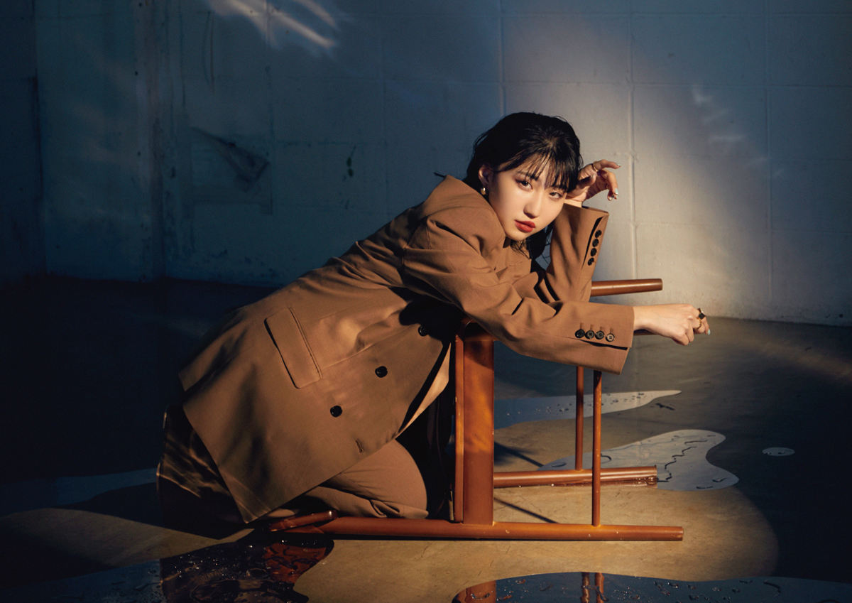 eill、TVアニメ『東京リベンジャーズ』のエンディング主題歌「ここで息をして」ノンクレジット映像＆MVメイキング映像が公開！