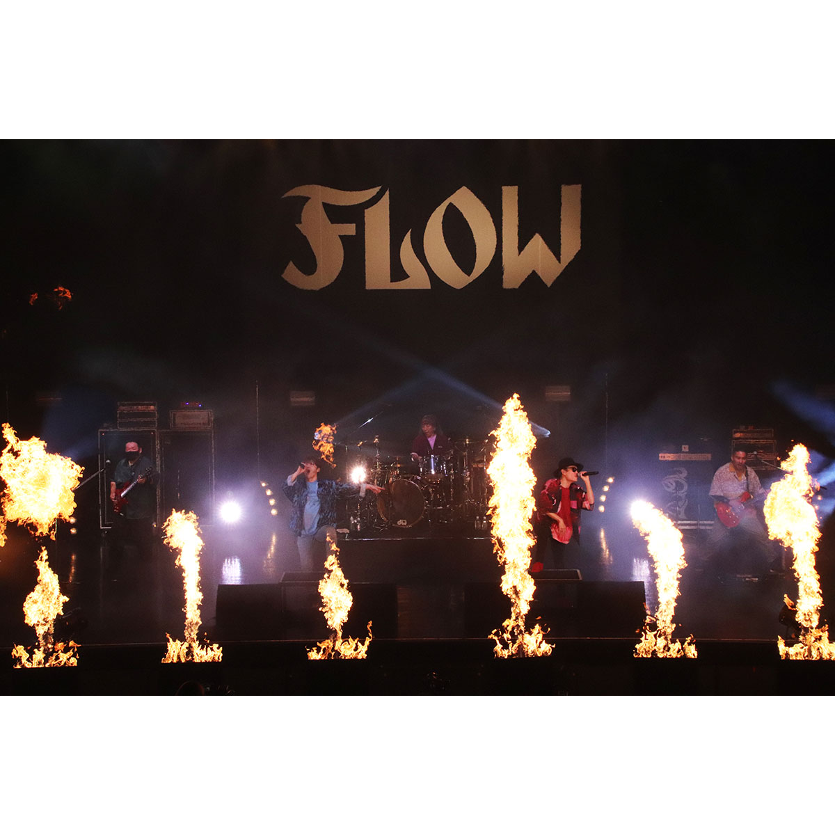 【ライブレポ連載】FLOW SPECIAL ONLINE LIVE 全アルバム網羅 炎の12ヶ月：vol.8『FLOW THE MAX!!!』 - 画像一覧（11/11）