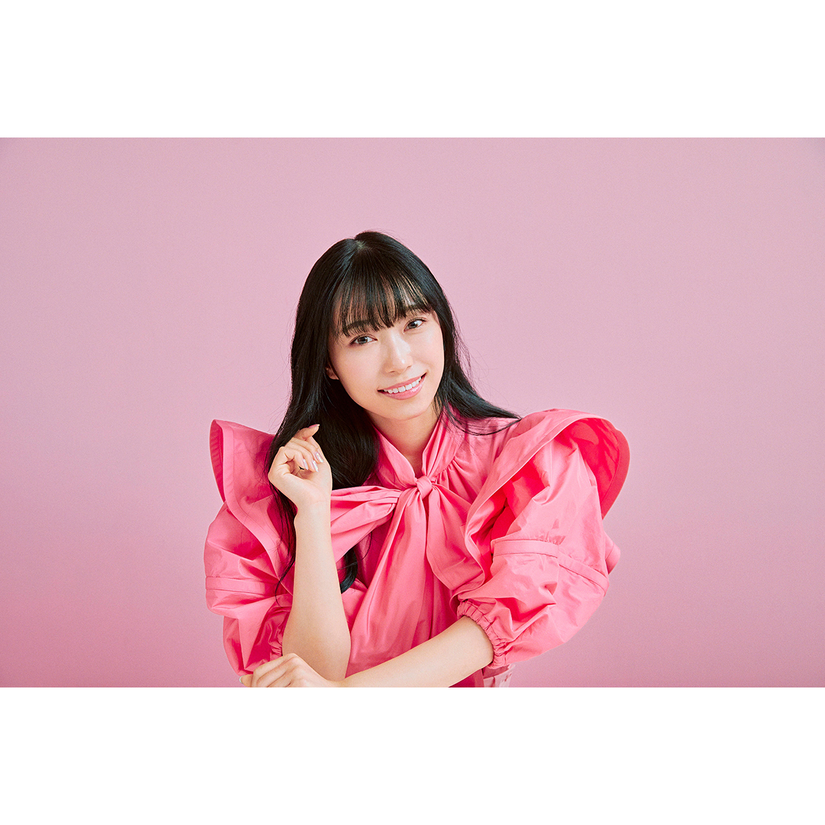 小林愛香 6月23日リリースの1stアルバム『Gradation Collection』ジャケット写真＆収録内容公開！ - 画像一覧（4/8）