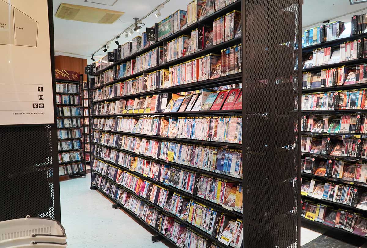 “派遣”店長が、SHIBUYA TSUTAYAの6フロアをジャック！ “伊藤美来×シブツタ”イベントレポート&インタビュー - 画像一覧（4/11）